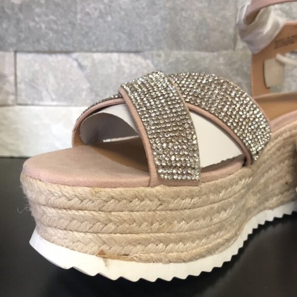 Material Girl Brinny Platform Espadrilles - Picture 9 of 9